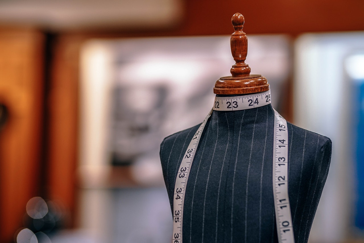 Tailoring Mannequin